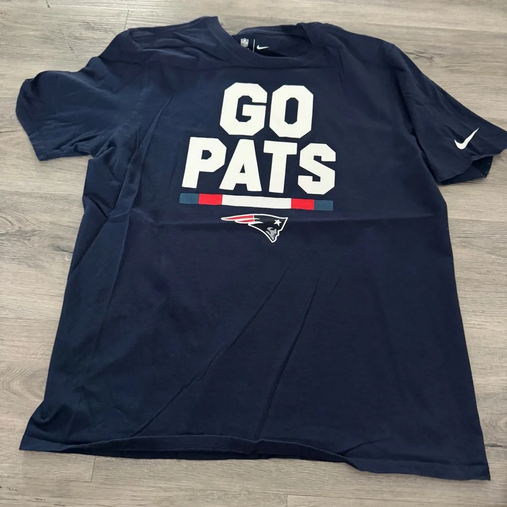 Nike Navy Blue Graphic Tee